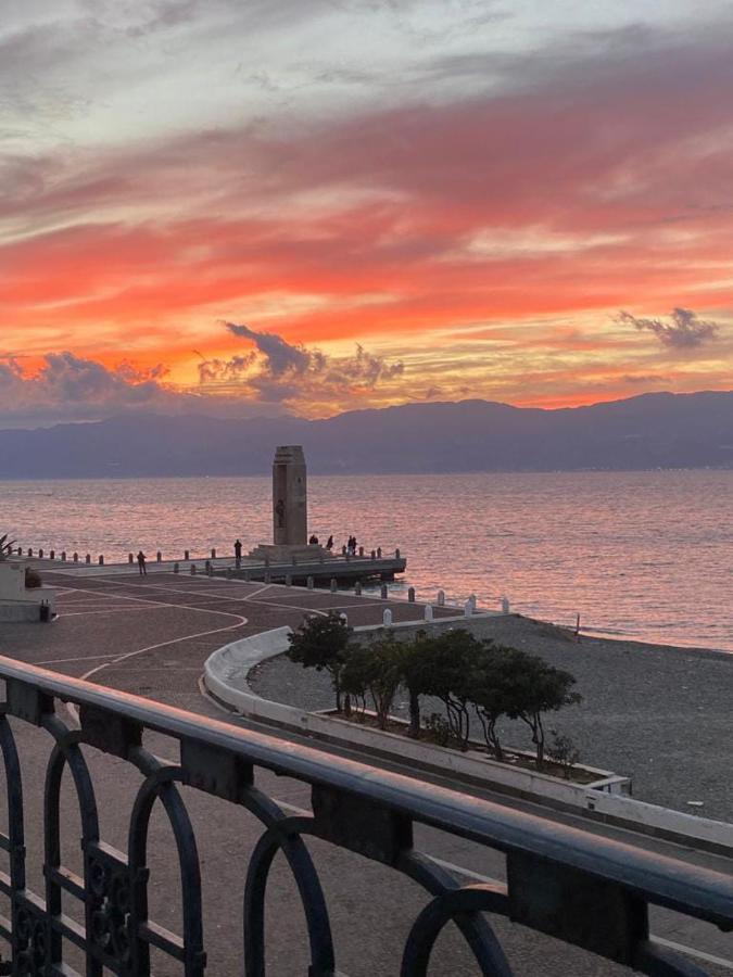 Soleluna 319 Reggio Calabria Esterno foto